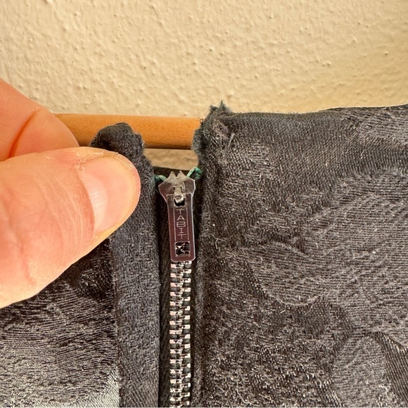 Vintage 50s 60s Black Floral Brocade Pinup Dress and Jacket Set - Picture 8 of 16